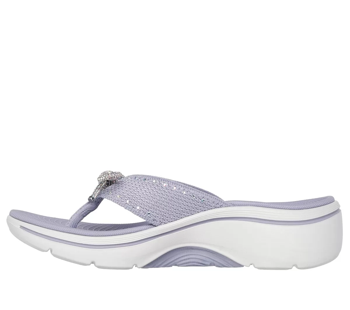 Martha Stewart: GO WALK Arch Fit 2.0 Sandale – Glimmer Martha Stewart: GO WALK Arch Fit 2.0 Sandale – Glimmer