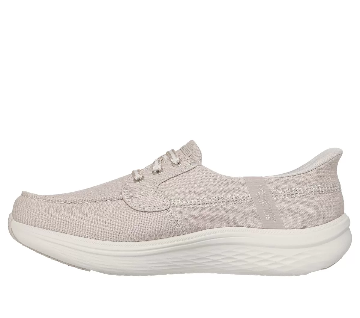 Skechers Slipper: Max Cushioning Lite Aura – Corinne Skechers Slipper: Max Cushioning Lite Aura – Corinne